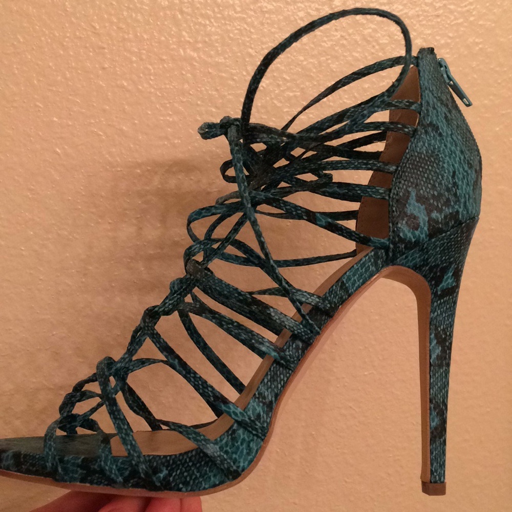 Nib Justfab Turquoise Snake Print Strappy Sandals - image 7